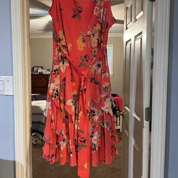 Floral A-Symmetrical Summer Dress - Picture 8 of 10